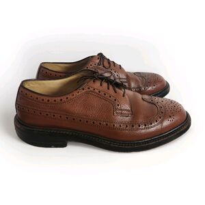 Nettleton Brown Wingtip Oxford Dress Shoes Lace Up Almond Toe Mens 8.5D EUC